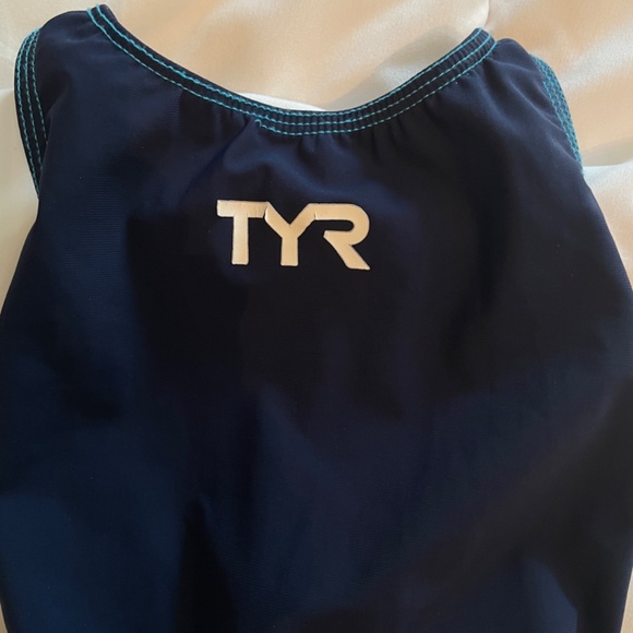 TYR Kneeskin Racing Suit – Youth 12 & Under - Picture 5 of 5